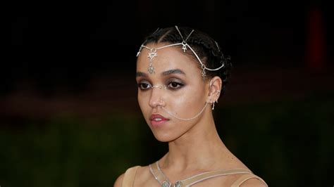 Fka Twigs Opens Up About Surgery For Fibroid Tumors In Instagram Post