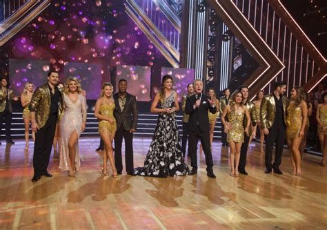 Dancing With The Stars Season 29 Announced For Abcs 2020 21 Season Canceled Renewed Tv