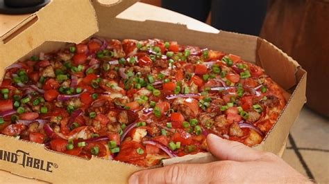 19 Popular Pizza Chains Ranked From Worst To Best