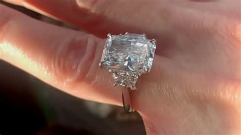 Gwen Stefani S Engagement Ring PriceScope