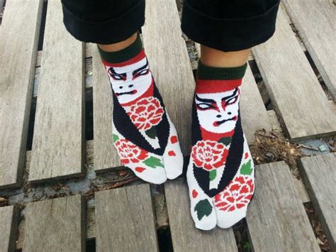Japanese Tabi Sockflip Flop Toe Sockmask Manrosejapan Etsy Hong Kong Tabi Socks Toe