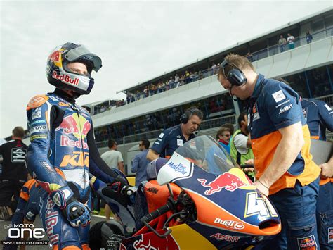 Seit 2020 fährt binder in der motogp. Red Bull KTM車手 Brad Binder│提前奪得MOTO3 2016全年總冠軍