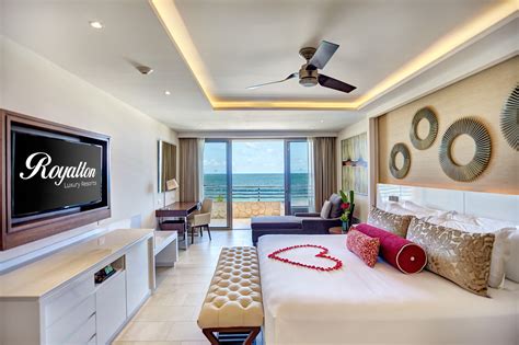 Suites Hideaway At Royalton Riviera Cancun