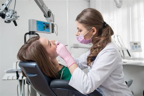 Hygienist Vs Dentist Whats The Difference Cirocco Dental Center