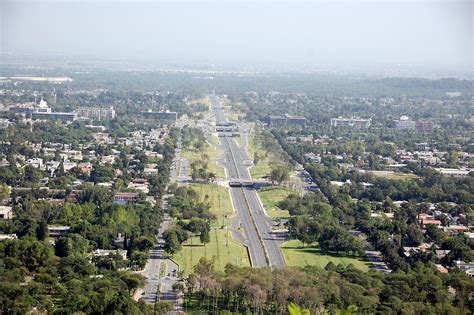 Islamabad is the capital city of pakistan, and is administered by the pakistani federal government as part of the islamabad capital territor. Islamabad - Wikipédia