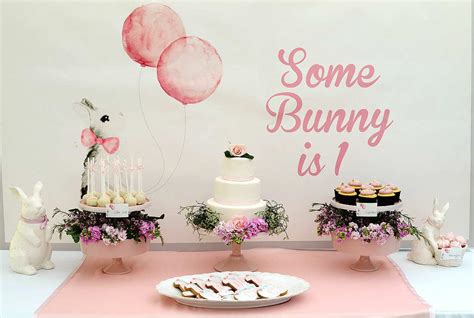 Whether you're planning a kid's birthday party, a cake smash photo shoot, or a sweet 16 celebration, a unique birthday backdrop. 10 1st Birthday Party Ideas for Girls - Tinyme Blog