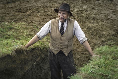 The Dig First Look Starring Carey Mulligan Ralph Fiennes And Lily