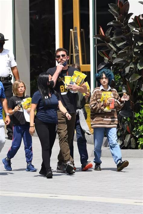 Ben Affleck Takes Jennifer Lopezs Daughter Along On Fun Outing With