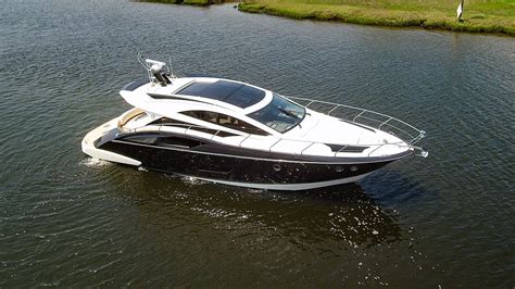 2009 Marquis 50 Sport Coupe Yacht For Sale Prive Si Yachts