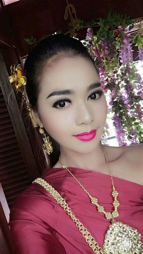 Cambodia Asian Beauty Pearl Necklace Pearls Pinterest Girl Beautiful Jewelry Fashion