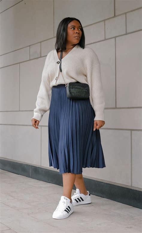 3 Ways To Style Pleated Skirts for Summer and Fall