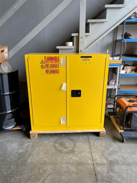 Flammable Liquid Storage Cabinet Dandk Organizer