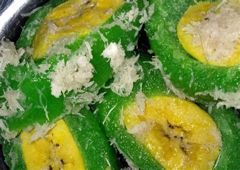 Kukus ikan peda/asin sampai matang. Resep Kue singkong isi pisang / singkong gulung oleh Entin ...