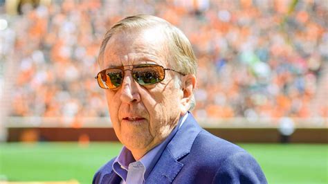 Brent Musburger Iconic Sports Broadcaster Who Lit Up Internet Retires