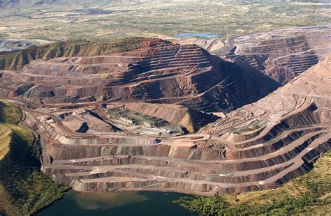The Worlds Biggest Diamond Mine Is Closing Miningcom