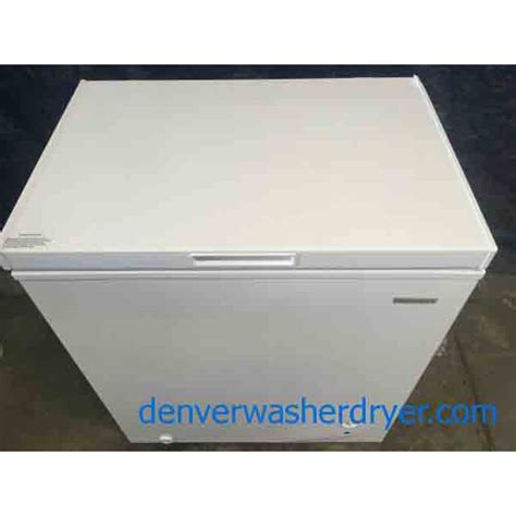 New Incredible Insignia 5 Cubic Foot Chest Freezer Scratch And Dent