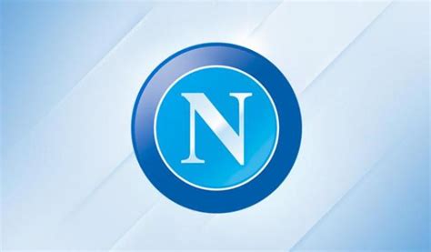 Il primo stemma ufficiale è ovviamente sinonimo della nascita dell'associazione calcio napoli: Ssc Napoli, oggi l'anniversario dell'esordio nell'anno ...