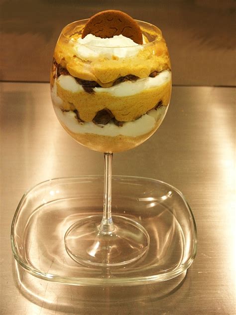 The barefoot contessa knows how to make us crumble. Barefoot Contessa Trifle Dessert - A Virtual Evening With ...