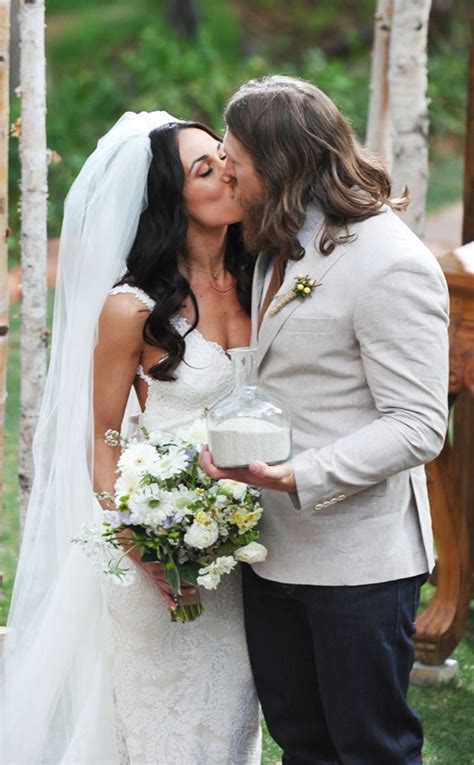 Exclusive Brie Bella And Daniel Bryan Are Married—see The Pics E