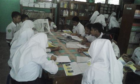 Naskah Soal UN MatematikaSMP/MTs Asli Tahun 2010 - Portal Sekolah