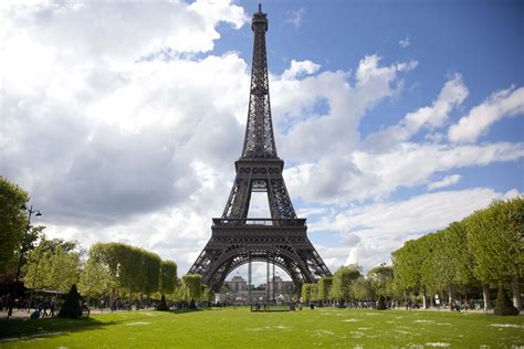 Skip The Line Guided Eiffel Tower Walking Tour City Wonders