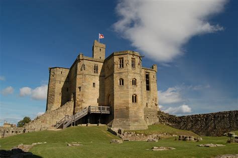 Filewarkworth Castles Keep 2007 Wikimedia Commons