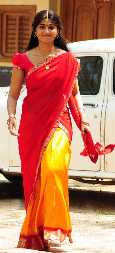 Bollywood Hot Beauties Tamil Actress Half Saree