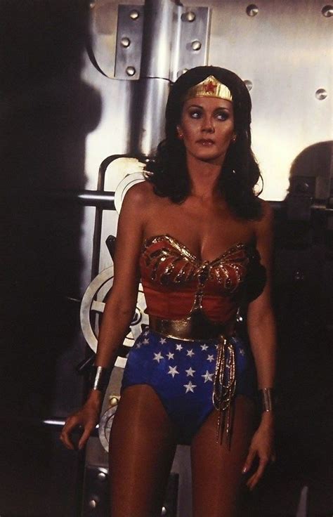 Lmh Ww Lynda Carter In Wonder Woman Wonder Woman Comic Gal Godot Wonder Woman