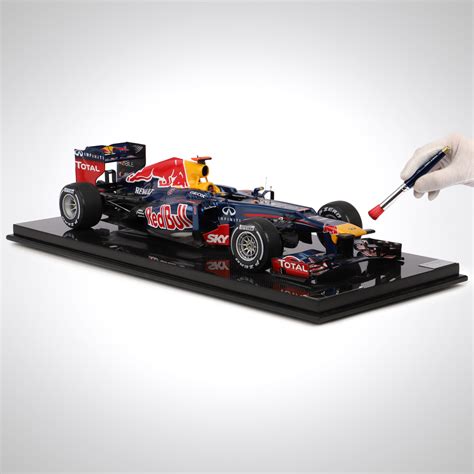 Red Bull Racing 2012 18 Scale Model F1 Car Brazilian Grand Prix F1
