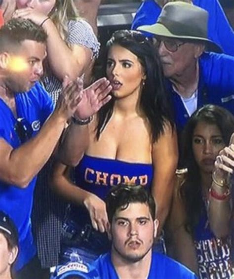 Florida Gators Fan Goes Viral For All The Right Reasons During