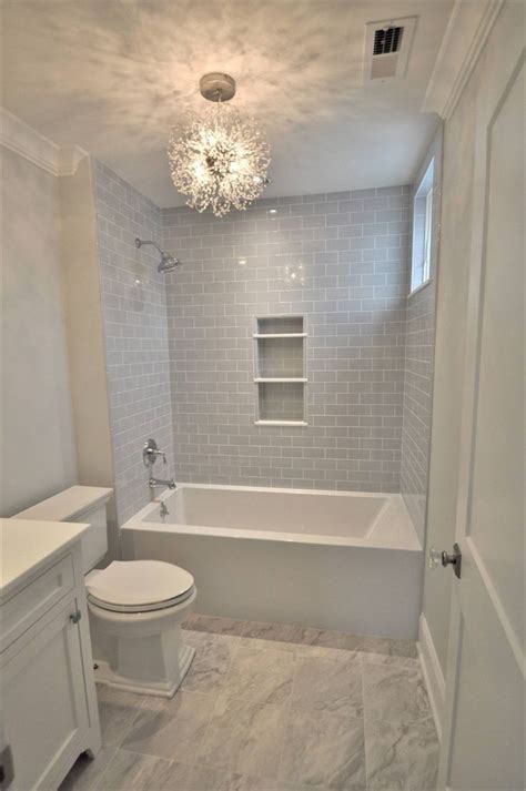 4 Beautiful Tubshower Combo Pictures And Ideas Houzz Small Bathroom