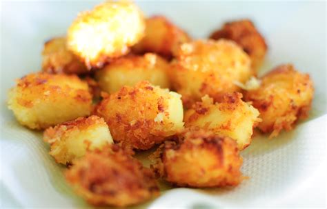 Deep Fried Cheddar Cheese Cubes