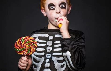 How To Manage The Annual Halloween Candy Overload Vancouver Mom