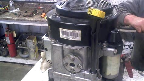 Lot 2197a John Deere Sx75 Rear Engine Rider Engine Compression Test