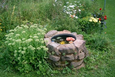 Auch insekten wie z b. Kleine Wasserstelle - Bauanleitung zum Selberbauen - 1-2 ...