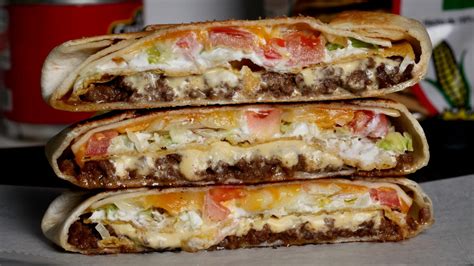 We take the classic taco bell crunchwrap supreme and make our own homemade version in this recipe video. Homemade Crunchwrap Supreme Recipe