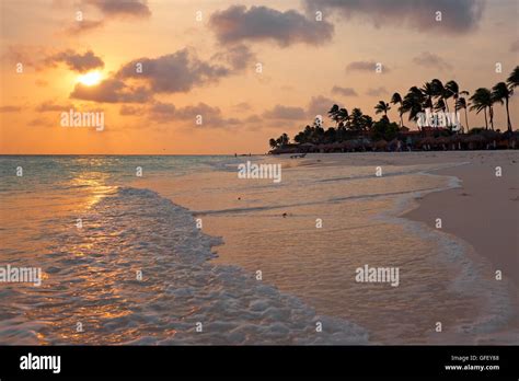 Beautiful Sunset At Manchebo Beach On Aruba Island Stock Photo Alamy