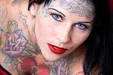 Michelle Bombshell Mcgee See Pictures Of Tattoo Model Sandra Bullocks