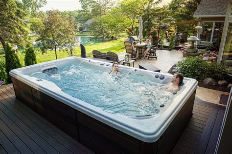 What Is The Right Way To Buy A Hot Tub — Lyon