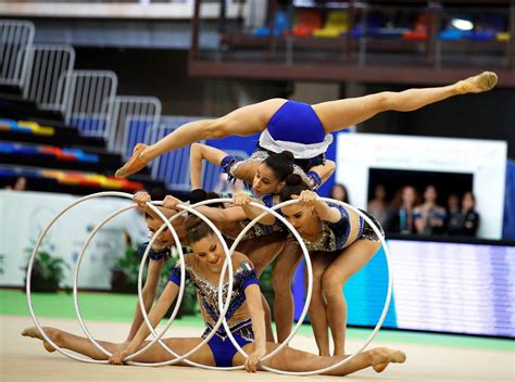 Jun 15, 2021 · ancora medaglie per le farfalle ferraresi della ginnastica ritmica, alessia maurelli e martina santandrea. Ginnastica ritmica, Farfalle d'oro e d'argento. Impresa ...
