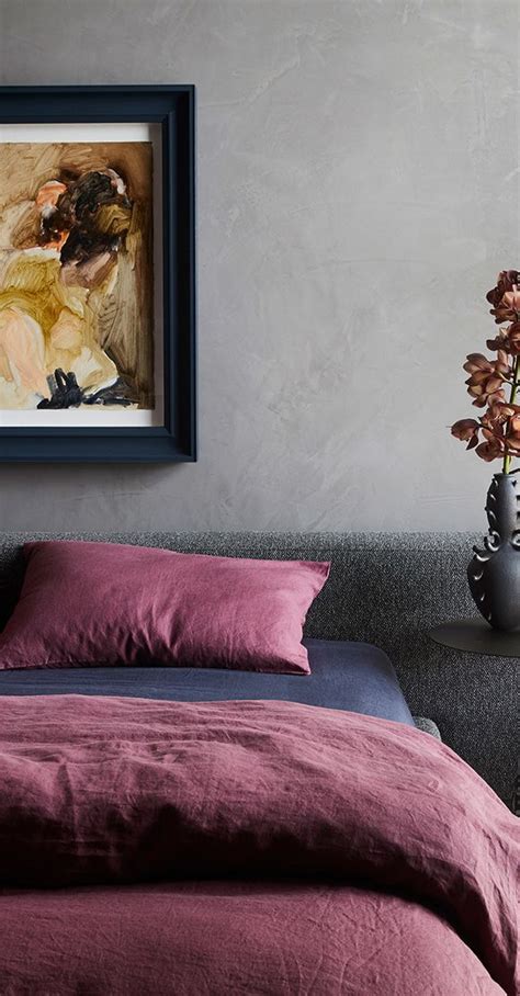 Purple seems to stir up strong emotions: Duvet Covers in 2020 | Plum bedding, Cottage bedroom decor ...