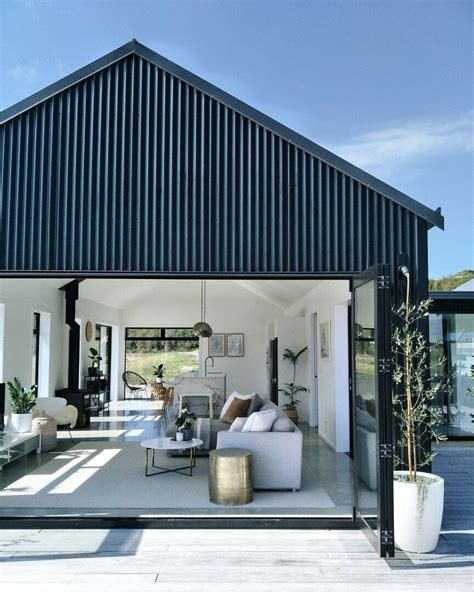 Black Barn New Zealand Interior Design Nz Modern Barn House Modern