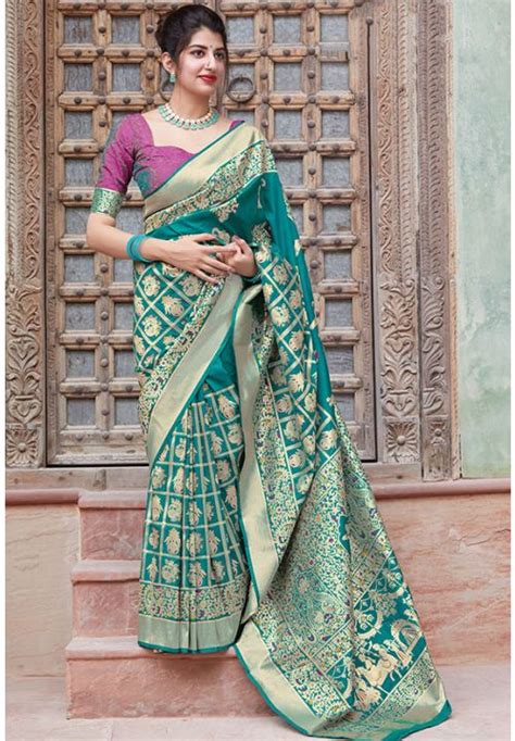 Rama Green Banarasi Saree With Contrast Blouse Saree Designs Silk Sarees Art Silk Sarees