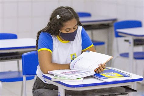 Escolas Estaduais Em Pernambuco E Municipais Do Recife Retomam Aulas Presenciais Nesta Quinta