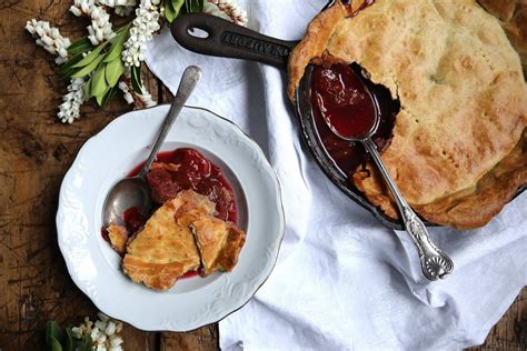 Plum And Fig Pie With A Spelt Flour Crust Petite Kitchen Fig Pie