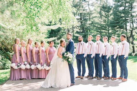 Bridal Party Pose Ideas Mauve And Navy Backyard Wedding In Midland