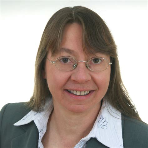 Dr Ursula Bonsmann Manager Regulatory Affairs Mallinckrodt