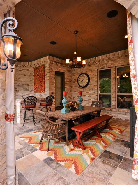 Quick Redecorating Ideas To Enjoy Your Patio In The Fall