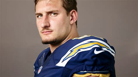 Chargers Announce Theyve Signed Joey Bosa To 4 Year Deal