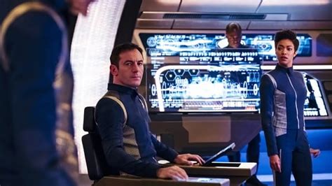 Captain Sits Star Trek Discovery Tv Fanatic